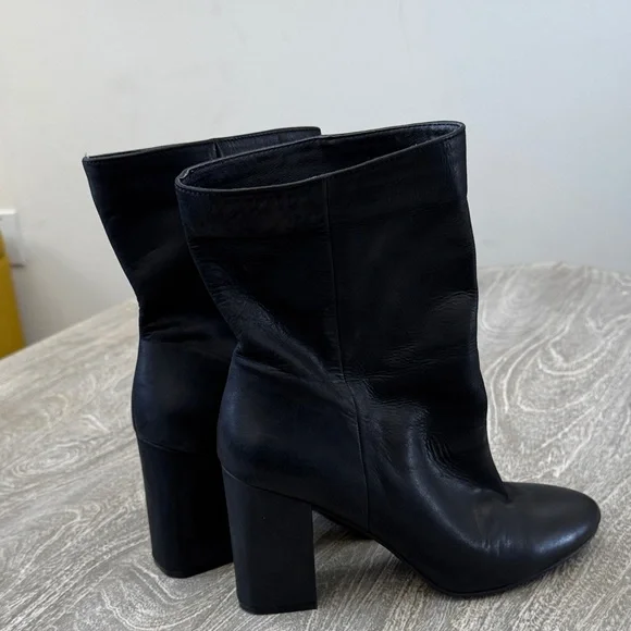 Lucky Brand 🍀 Black Heeled Boots, Sz 8.5 - Picture 4 of 10